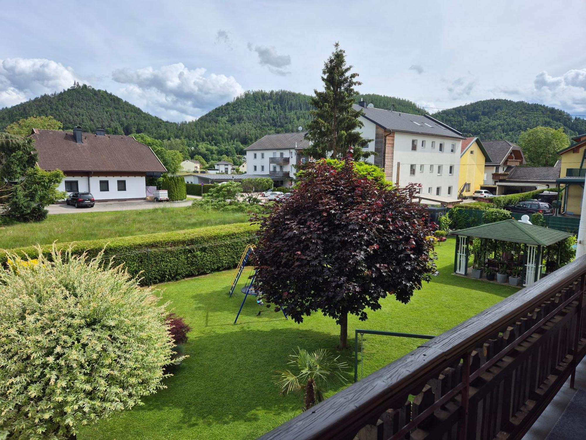 Hotel Garni Gästehaus Hutter Unterburg am Klopeiner See Exteriör bild